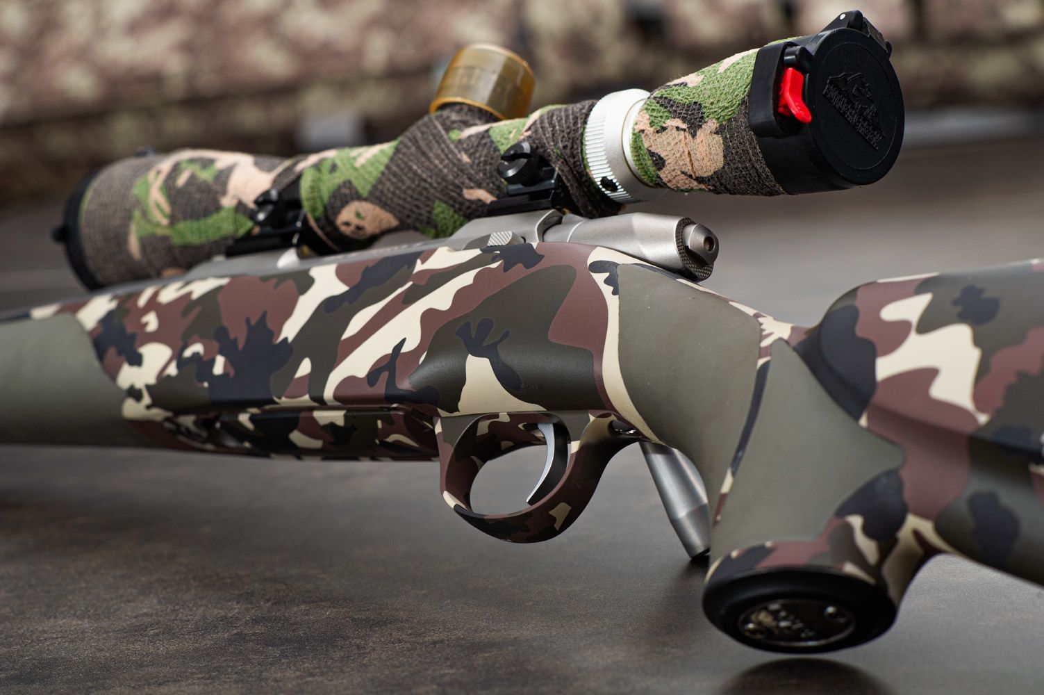 Application Cerakote customisation SAKO 75 camo intégral 4 couleurs